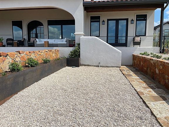 5th image of 340 Peninsula Dr