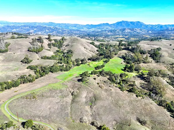 13000 Los Amigos Road, Healdsburg, CA 95448