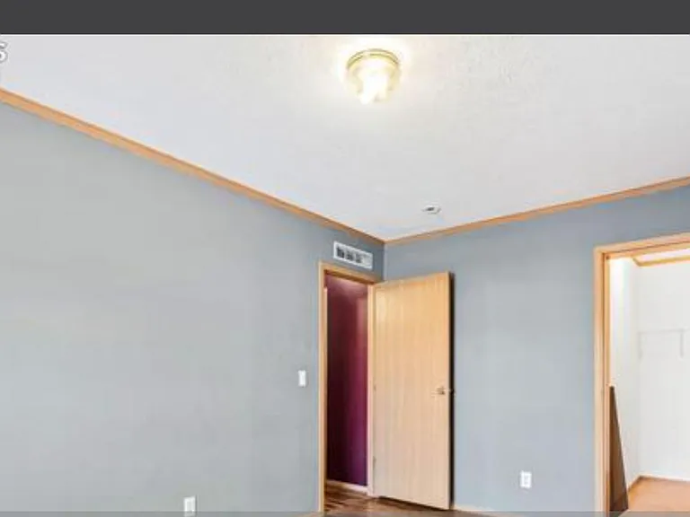 8525 Squirrel Creek Rd — Photo 17