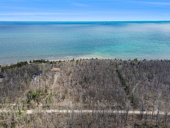 4th image of 11619 Mackinaw Straits Dr