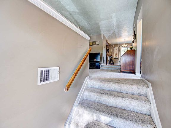 4th image of 3307 Rosemere Ct