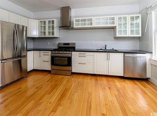 195 Eureka St APT 4, San Francisco, CA 94114