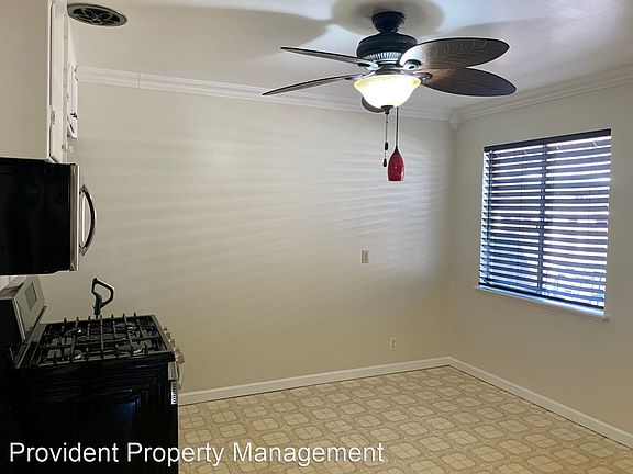 5th image of 2070 Lynnhaven Dr