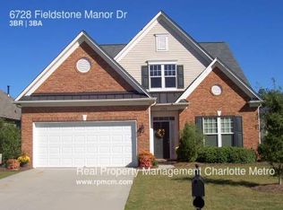 6728 Fieldstone Manor Dr, Matthews, NC 28105