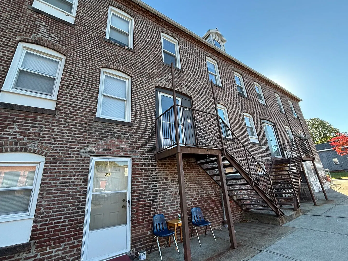 21-27 West St. — Photo 2