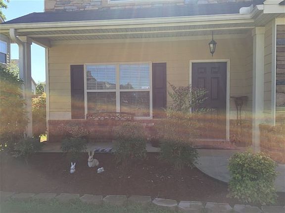 4th image of 301 Haywood Dr