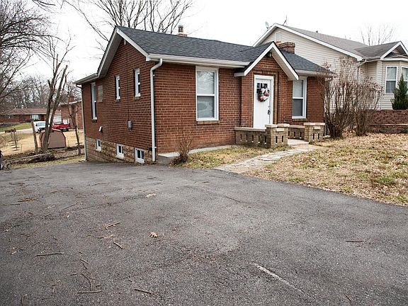 4th image of 619 De Merville Ave