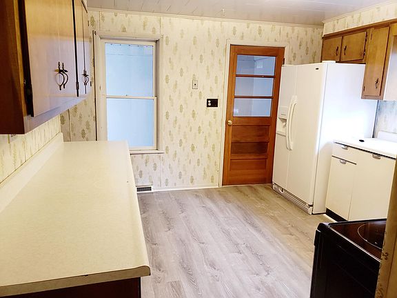 4th image of 109 Shaft Way
