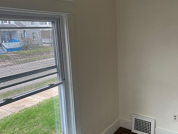 2nd image of 2118 Market St #1