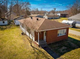 1301 E Parham St, Marion, IL 62959