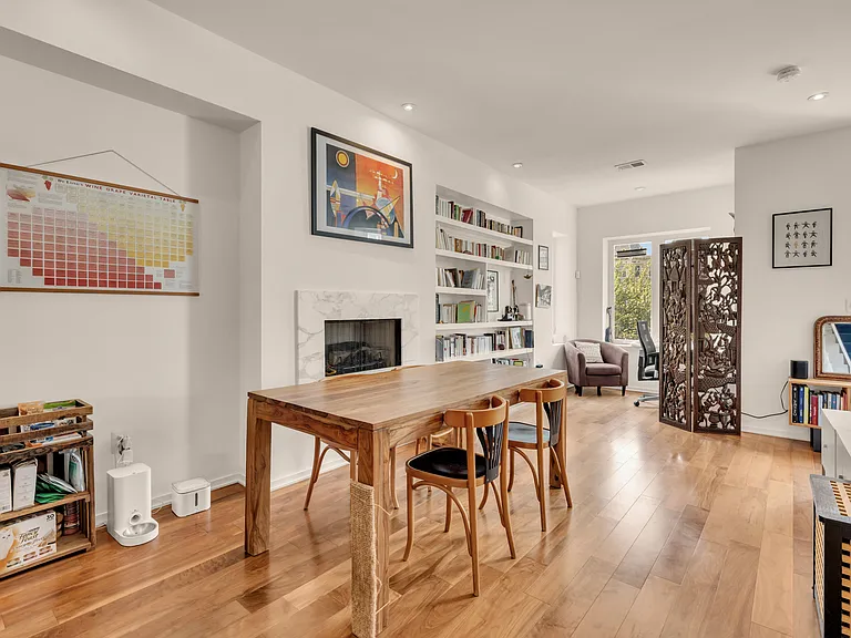 1207 Girard St NW #2 — Photo 16