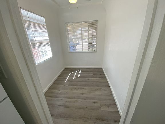 5th image of 7716 California Ave #B