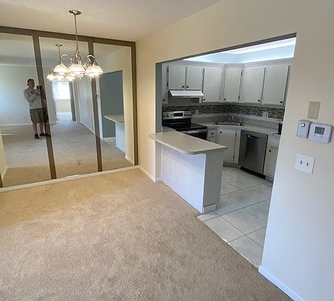 4th image of 326 Knotty Pine Cir