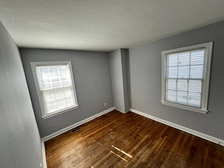 38 Westover St — Photo 13