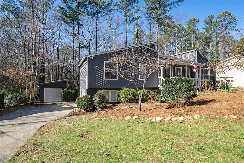 1st image of 129 Dials Dr