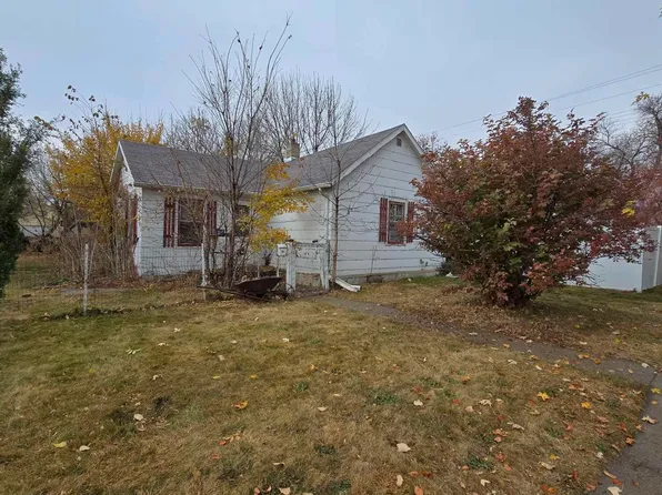 319 N Arch St, Aberdeen City, SD 57401