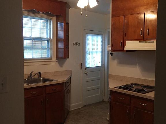 2nd image of 1210 Daniel Ave Fl 1ST