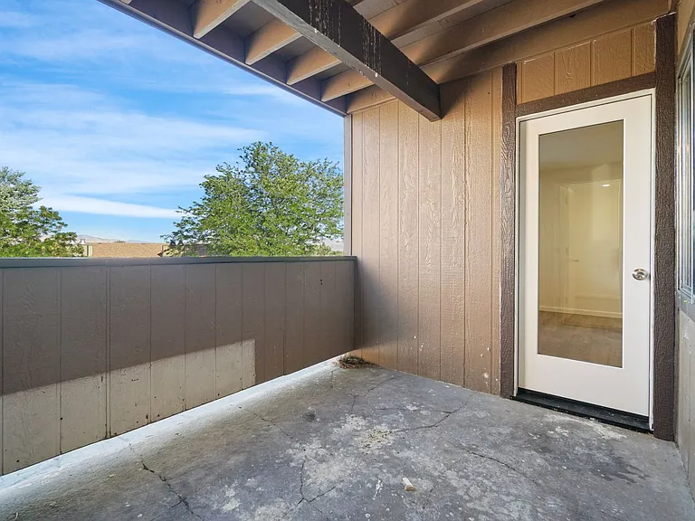 2085 Highview Ct — Photo 20