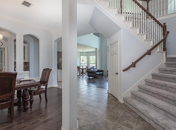 5th image of 1311 Chaleur Bay Dr