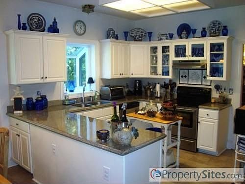 3rd image of 6931 Elmstone Dr