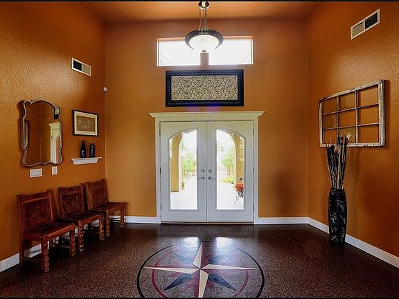 5th image of 831 Neyla Dr