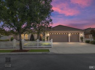 2909 Mandalay Pl, Bakersfield, CA 93311