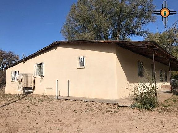 2nd image of 137 Calle Adrian