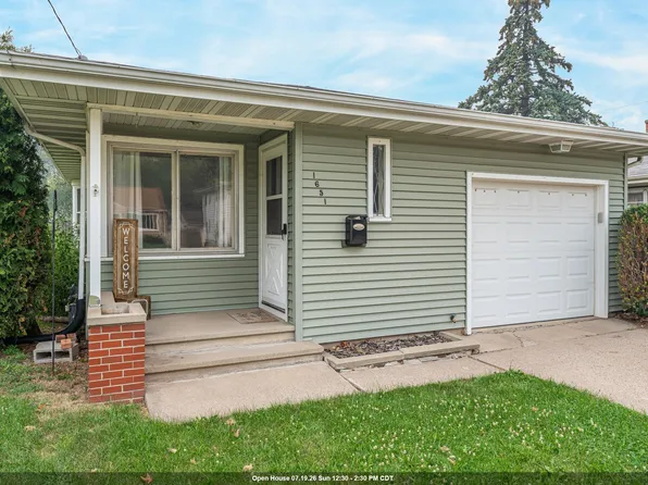 1651 Wisconsin St, Oshkosh, WI 54901