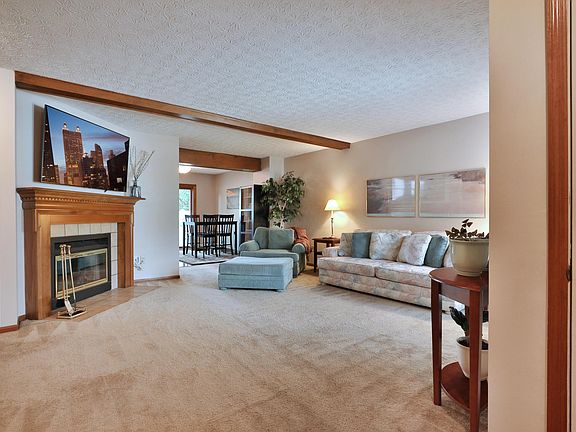 5th image of 3765 Baybridge Ln #3
