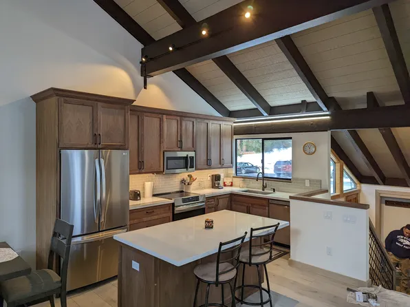 6064 Rocky Point Cir, Truckee, CA 96161