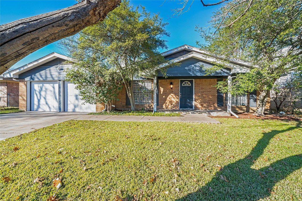 2319 E Mitchell St, Arlington, TX 76010 Zillow