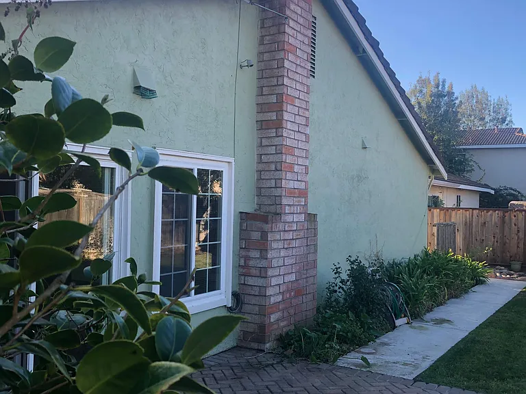 Trinculo Ln — Photo 11