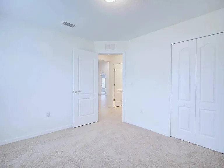 4548 Adrienne St — Photo 17
