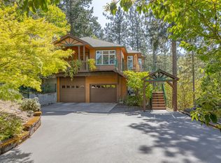 931 Pinecrest Ter, Ashland, OR 97520