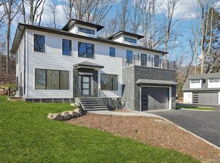 400 Phillips Hill Rd, New City, NY 10956