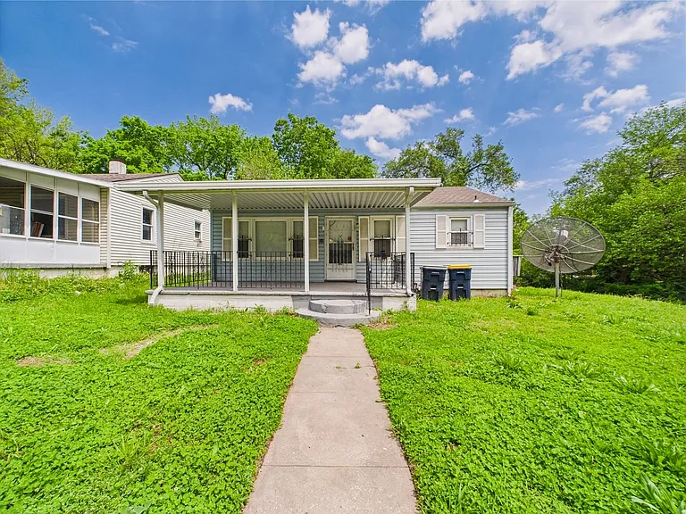 3311 Jackson Ave — Photo 24