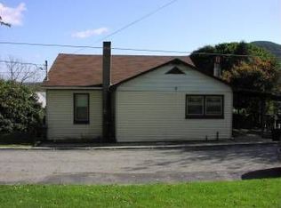 12 Mountain St, Duncannon, PA 17020