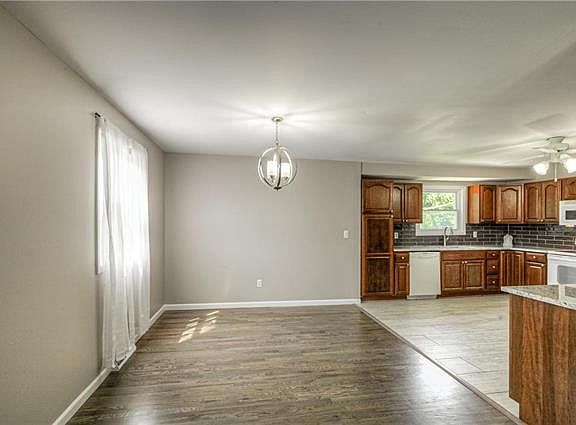 5th image of 6624 N Mercier St
