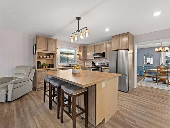 5th image of 5317 N 50th St