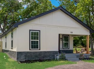 702 S Frances St, Terrell, TX 75160