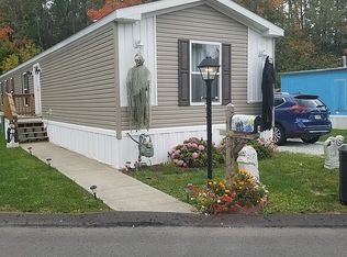 4 Circle Dr, Finleyville, PA