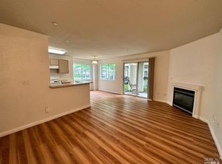 2001 Eastwood Dr APT 12, Vacaville, CA