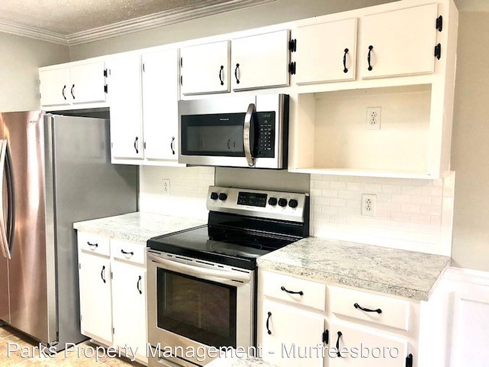 1st image of 2506 English Hill Dr