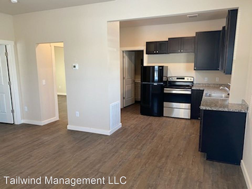 1st image of 2nd Ave N #124