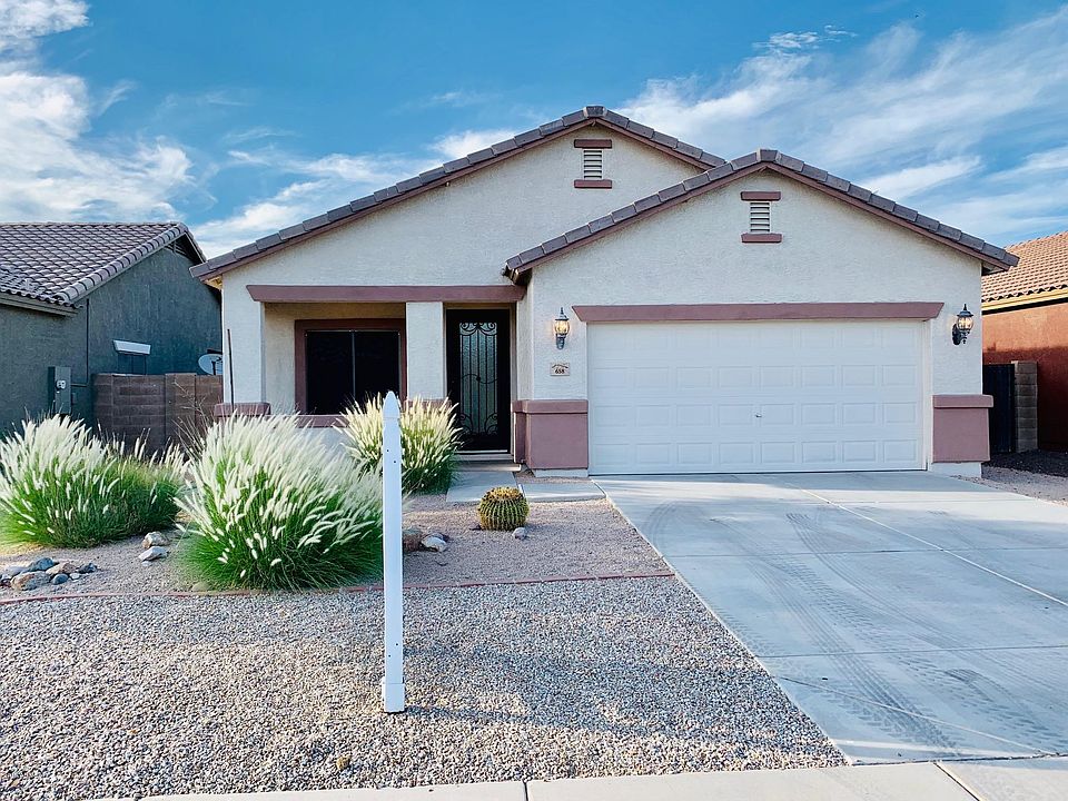 1st image of 658 W Saguaro Ln