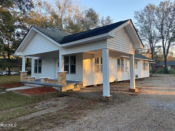 2nd image of 2110 Catalpa Ave