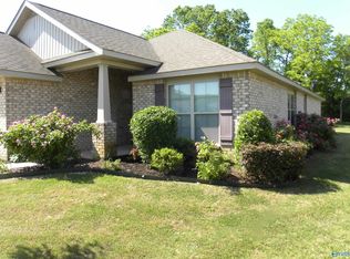 202 Ashbrook Cir, Harvest, AL 35749