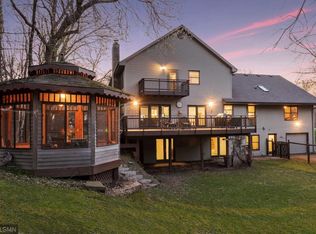 4885 Highcrest Dr, Excelsior, MN 55331