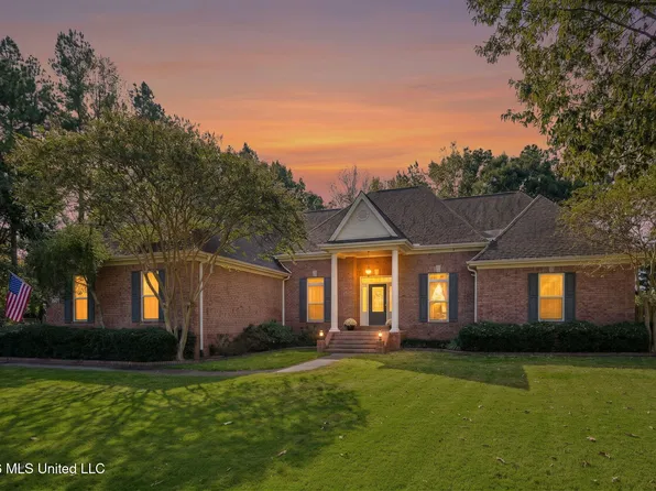 3838 Roman Forest Dr, Southaven, MS 38672