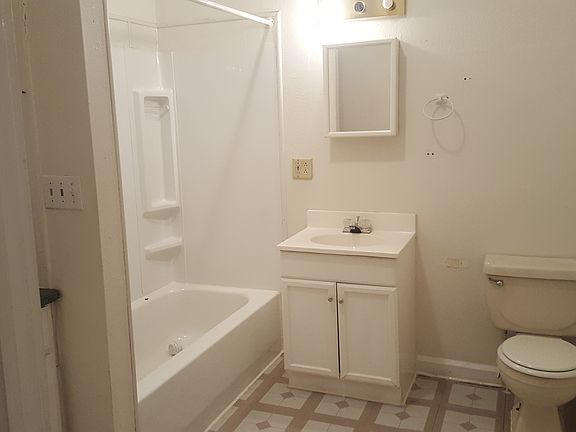 bathroom_12082015